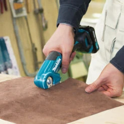 CESOIA UNIVERSALE MAKITA 10,8V 6mm CP100DZJ -Diserbo Forniture Negozio 49994714 3