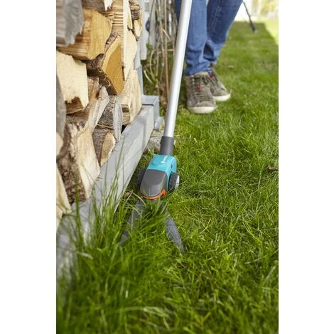 GARDENA Forbici Per Erba Manuali, Con Ruote E Lame Girevoli Comfort (12100-20) 2 GARDENA Forbici Per Erba Manuali, Con Ruote E Lame Girevoli Comfort (12100-20) - immagine 2