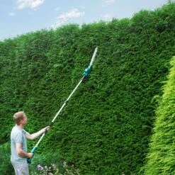 VONROC Tagliasiepi Telescopico 20V - 200cm Fino 260cm - Batteria 2.0Ah E Caricatore Inclusi -Diserbo Forniture Negozio 66817075 4